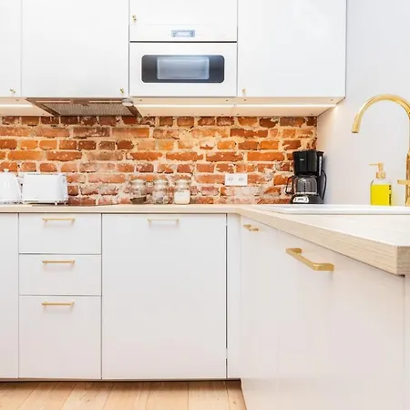 Zlote Lwy Ogarna Old Town By Renters *