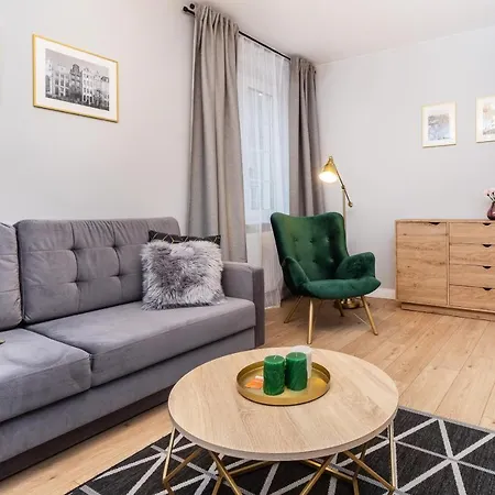 Zlote Lwy Ogarna Old Town By Renters